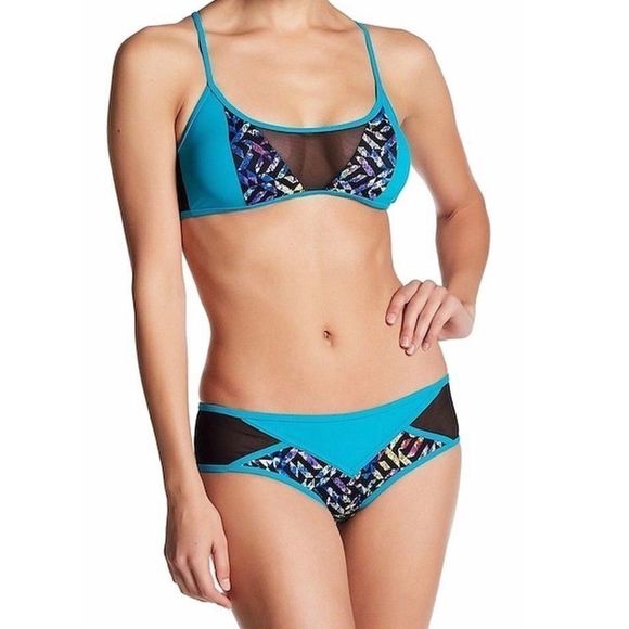 Solé East Two Piece Bathing Suit Set - Picture 4 of 6